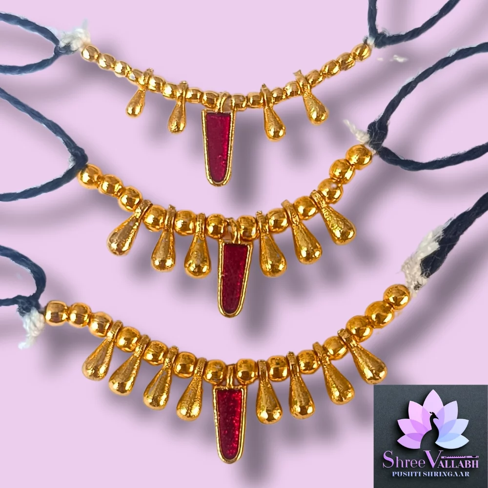 mastak shringar/head/alkavali ornament category for krishna shringar as per pushti shringar seva pranali
